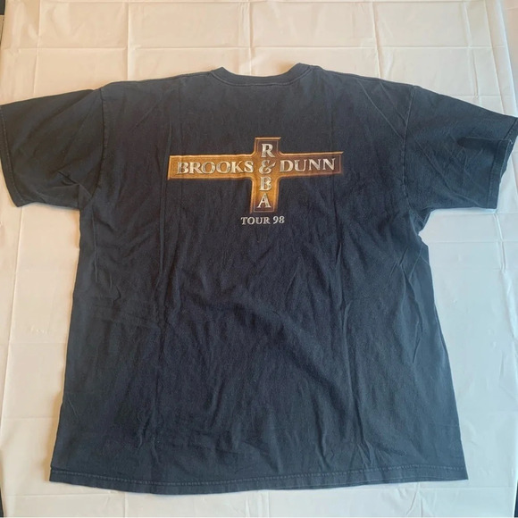 Vintage Brookeโs and Dunn and Reba 1998 tour shirt size  XXL - Picture 2 of 7